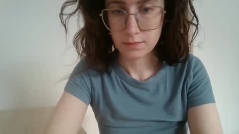 kawaii snowflake online show from December 1, 1:03 pm