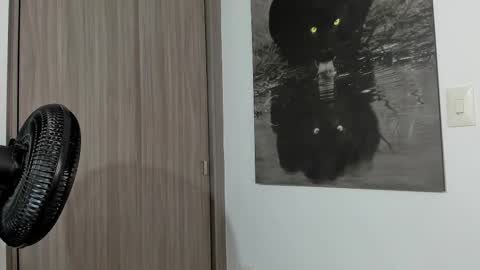 Kayla Batista INDEPENDENT ACCOUNT online show from February 3, 2:53 am