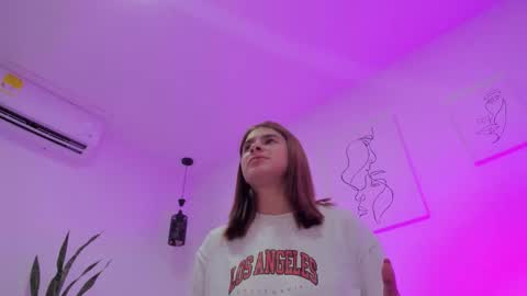      K A Y L A      online show from November 10, 7:09 pm