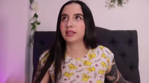 kaylee_lee online show from April 13, 4:03 am