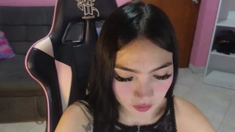 keeiity_moon online show from October 14, 1:57 pm