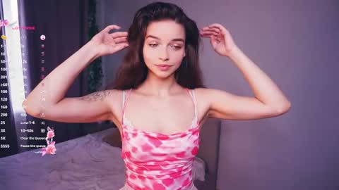 Lulu online show from July 4, 1:51 pm
