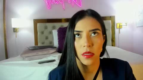 Keily online show from February 6, 11:46 am