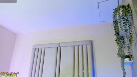 keirahartz online show from March 30, 11:43 am