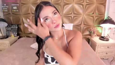 keisy Girl  online show from April 17, 4:58 am