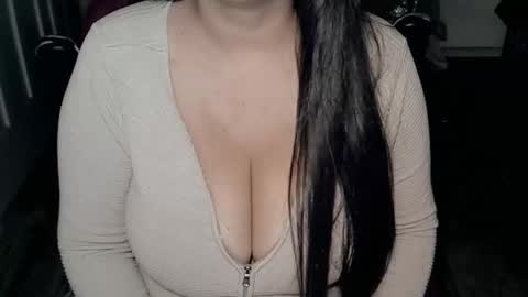 Kellyshow online show from November 18, 4:13 am