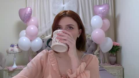 Kelly Stoneys online show from February 10, 5:10 am