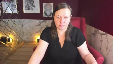 Kelly online show from April 13, 5:52 am