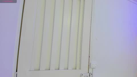 Kendal  online show from October 9, 9:41 pm