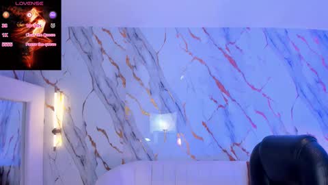  K E N D R A  online show from February 22, 6:47 am