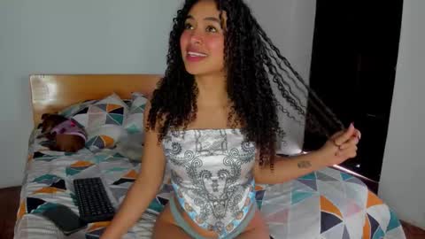 Kenia online show from February 16, 7:36 pm