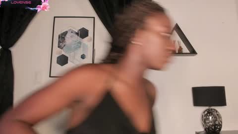 KENTHA  online show from March 18, 10:53 am