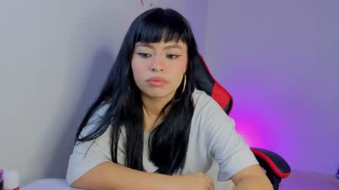 kerabelle online show from July 18, 3:32 am