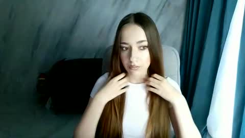 kerine_me online show from May 30, 11:30 am