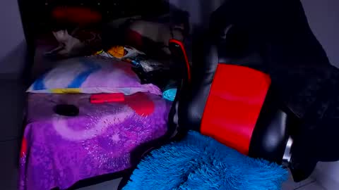 Kerlysmith24 online show from January 28, 6:39 pm