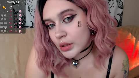 Kesha online show from January 16, 2:51 pm