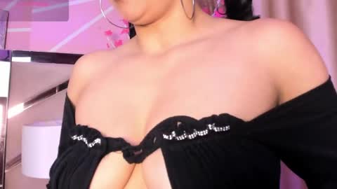 Keyla noa online show from April 1, 1:41 pm