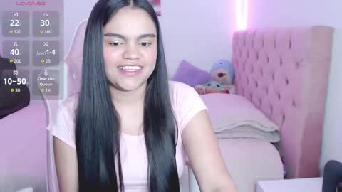 khaterin_26 online show from December 14, 4:29 am