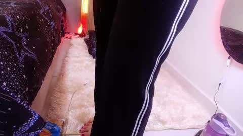 kiaralopez_ online show from March 31, 3:06 am