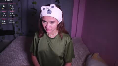 ISABELLA 3 online show from February 7, 6:03 am