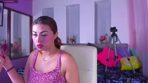 kimberly online show from February 9, 2:07 pm