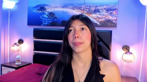 Kimberly Villalobos online show from April 14, 11:43 am