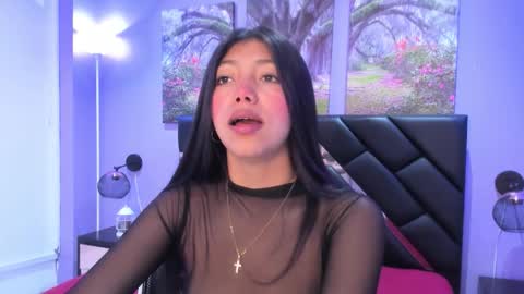 Kimberly Villalobos online show from November 27, 11:57 am