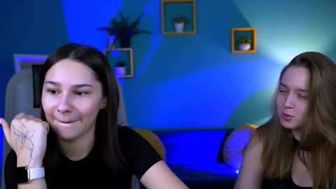 Kim online show from October 10, 6:35 pm