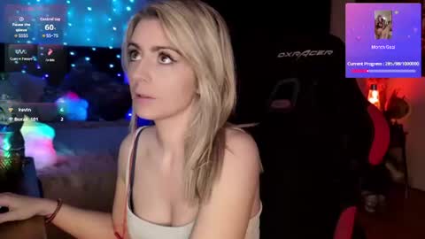 Wolfs Girl online show from June 15, 10:21 pm
