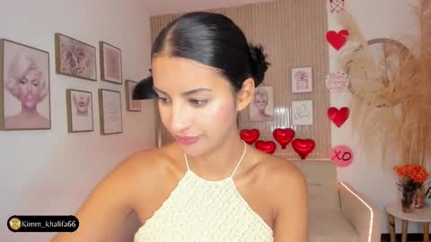 Kim  online show from February 14, 9:10 pm