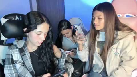 kimmi online show from October 9, 11:31 pm