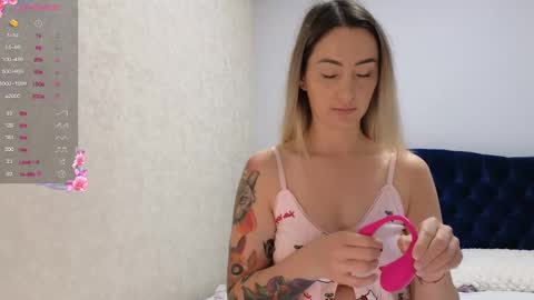 Kimmie online show from February 11, 7:05 pm