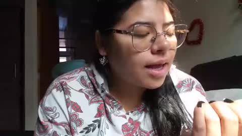 Kimmy online show from March 11, 1:56 pm