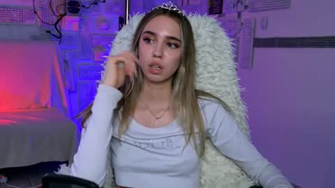 kimporins online show from April 4, 12:37 pm