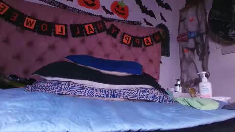 Bella online show from October 15, 3:09 am