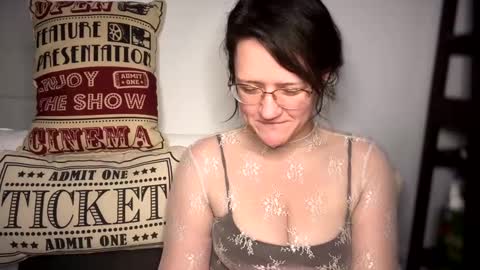 Kinkbitch online show from January 31, 4:03 am