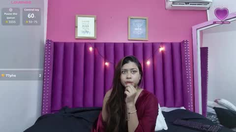 kinkycutegirll online show from January 9, 8:13 pm