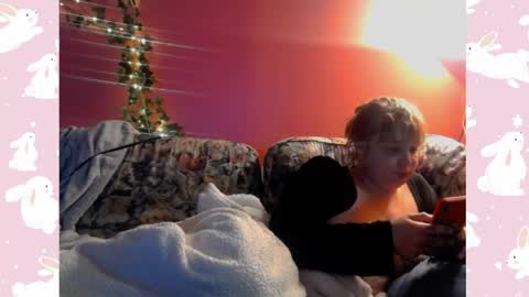 kinkyivy99 online show from April 11, 3:23 am