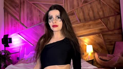 Kira and friends online show from January 4, 5:47 pm