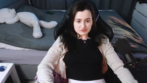 Kira  follow me  online show from January 4, 10:34 pm