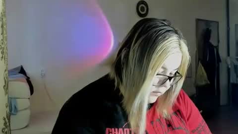 Just Kira online show from February 3, 1:08 pm