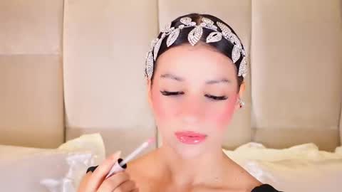 kira online show from November 17, 12:55 am