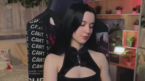 Kira    online show from March 7, 10:10 pm