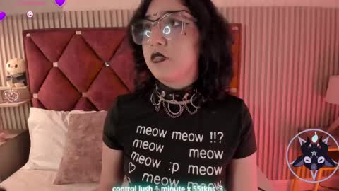 Samantha  Velvet online show from May 27, 8:39 pm