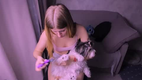 Kira online show from February 22, 7:32 pm