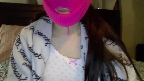 kissandtell1357 online show from October 16, 3:58 pm