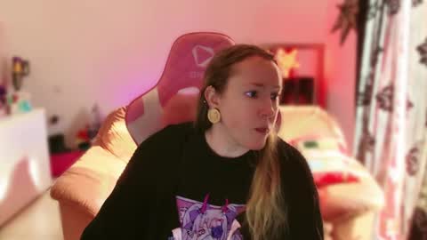 kissica online show from March 8, 7:57 am