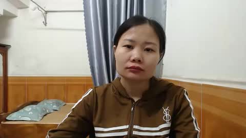 kitti_baby2x online show from February 3, 1:27 am
