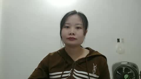 kitti_baby2x online show from March 12, 2:36 am