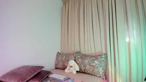 sophie online show from October 2, 2:33 pm